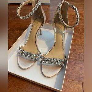 Beautiful rhinestone shoes!